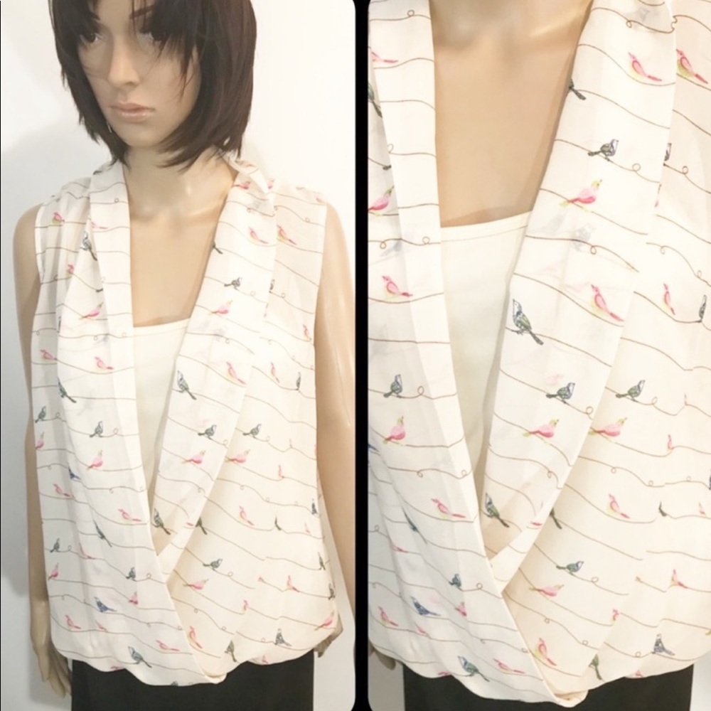 SARAH MICHELLE Sleeveless Cross Front Top